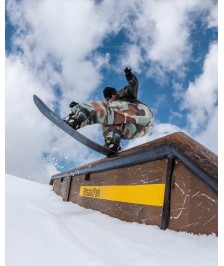 Bataleon Disaster+ Snowboard